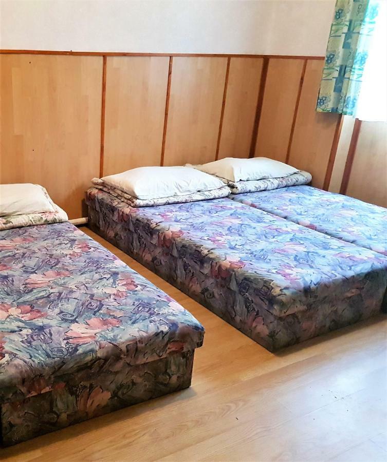 Muskatli Vendeghaz Hostel Parád Εξωτερικό φωτογραφία